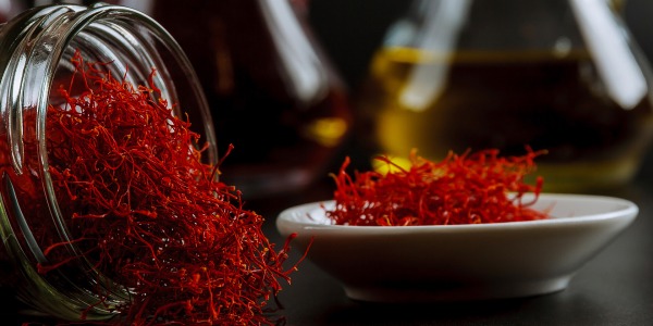 Добавка с шафран- естествен „подобрител“ на мелатонина