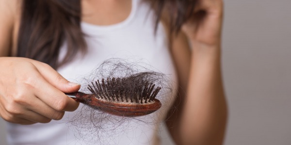 Защо косата ни пада при смяна на сезоните?