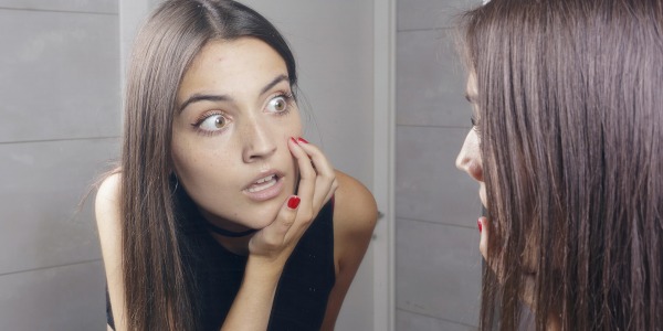 Активни съставки за намаляване на петна по кожата на лицето