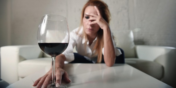 Ролята на естрогена в препиването при жените