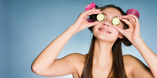 Народни лекове за сваляне на оток на окото и сълзене