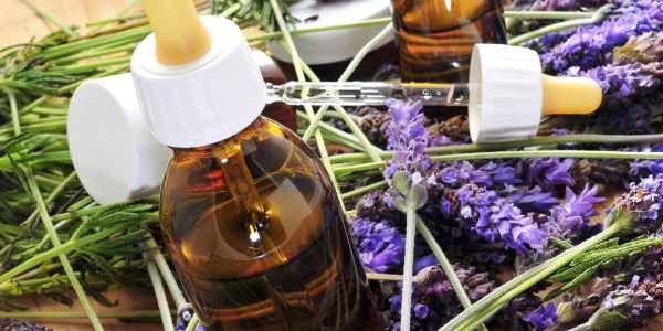 Пролетна умора – да си забъркаме енергиен коктейл с капките на д-р Бах 